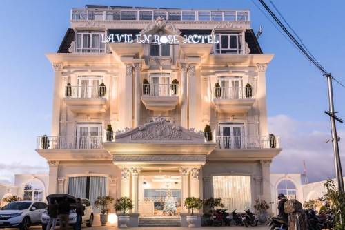 LA VIE EN ROSE VILLA  3⭐